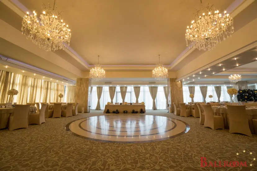 https://honeypot0.s3.amazonaws.com/1699470660869-gallery-militari-residence-6-newyork-02.webp
