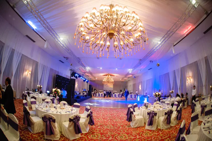 https://honeypot0.s3.amazonaws.com/1699520023068-gallery-sala-8.webp