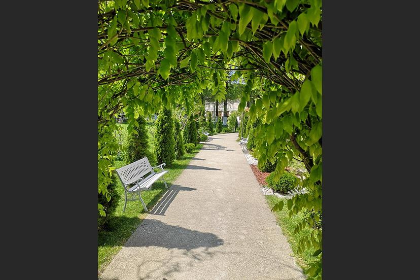 https://honeypot0.s3.amazonaws.com/1699627756911-gallery-colonial-cernica-0-general-03.jpg