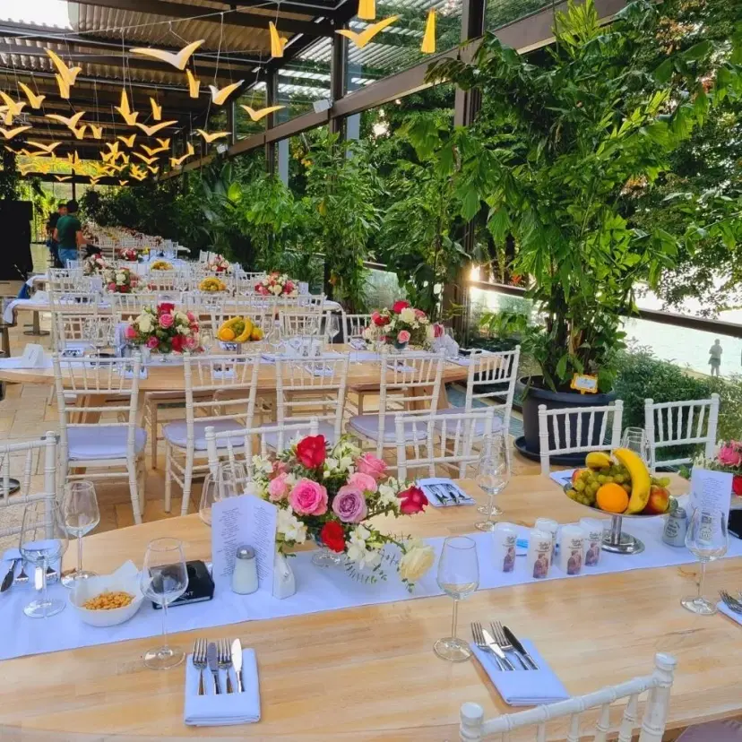 https://honeypot0.s3.amazonaws.com/1699810256777-gallery-restaurant-pescarus-nunta%20%284%29.webp