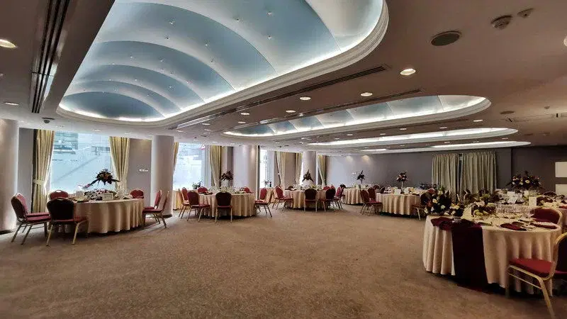 https://honeypot0.s3.amazonaws.com/1699816620877-gallery-minerva-himalaya-ballroom%20%286%29.webp