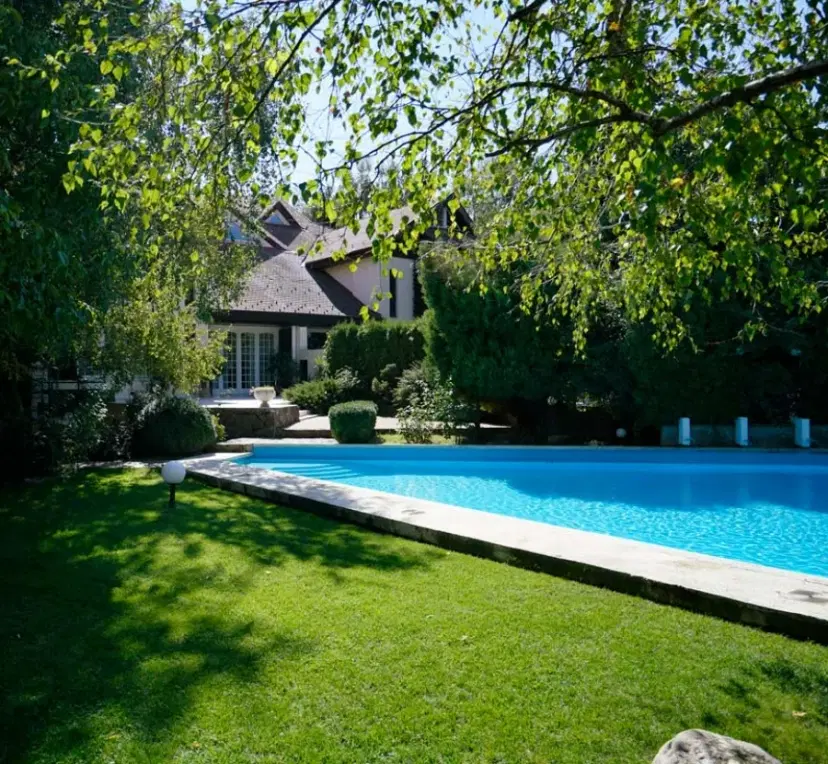 https://honeypot0.s3.amazonaws.com/1699833784592-gallery-cortina-garden%20%28136%29.webp