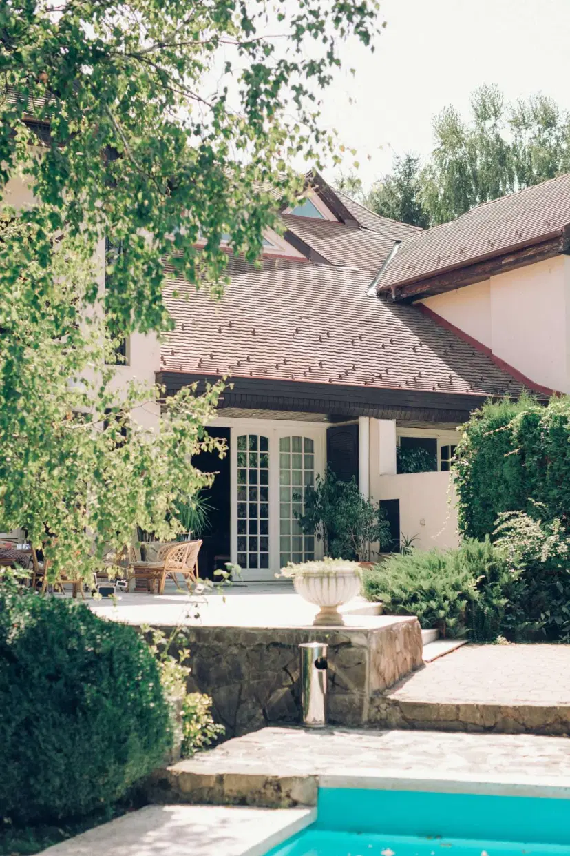 https://honeypot0.s3.amazonaws.com/1699833785558-gallery-cortina-garden%20%28144%29.webp