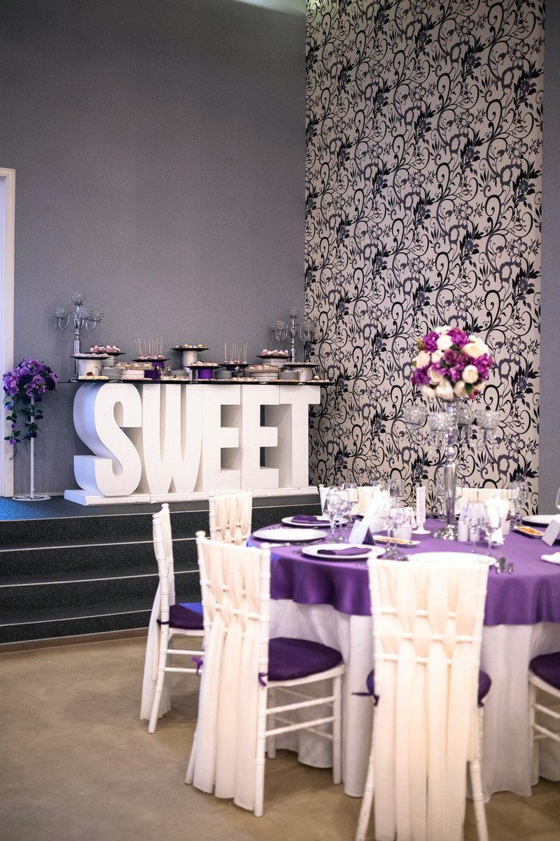 https://honeypot0.s3.amazonaws.com/1699876095533-gallery-metropolitan-01-manhattan-04.jpg