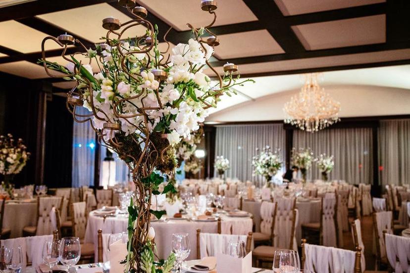 https://honeypot0.s3.amazonaws.com/1699973892942-gallery-wedding.jpg