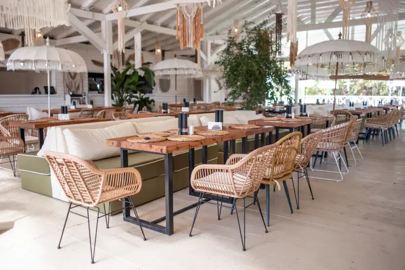 https://honeypot0.s3.amazonaws.com/1700030368617-gallery-forest-brunch-8.webp