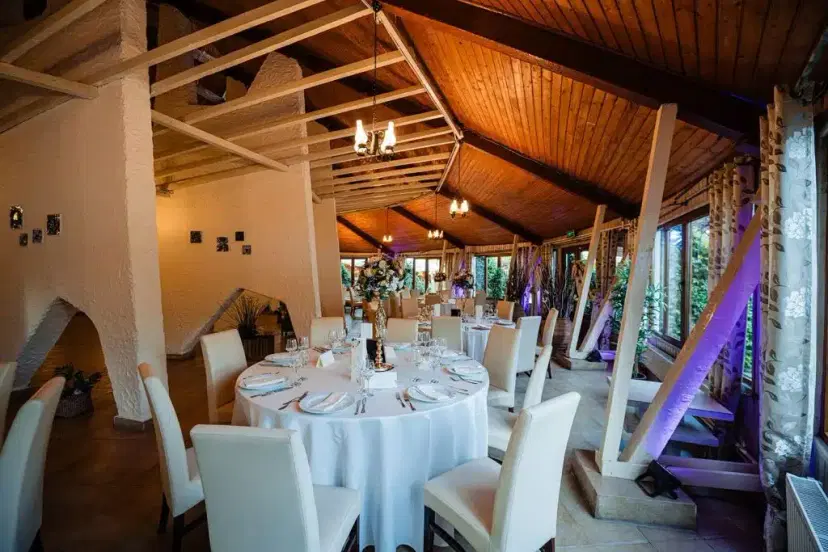 https://honeypot0.s3.amazonaws.com/1700054826526-gallery-cernica-events%20%286%29.webp