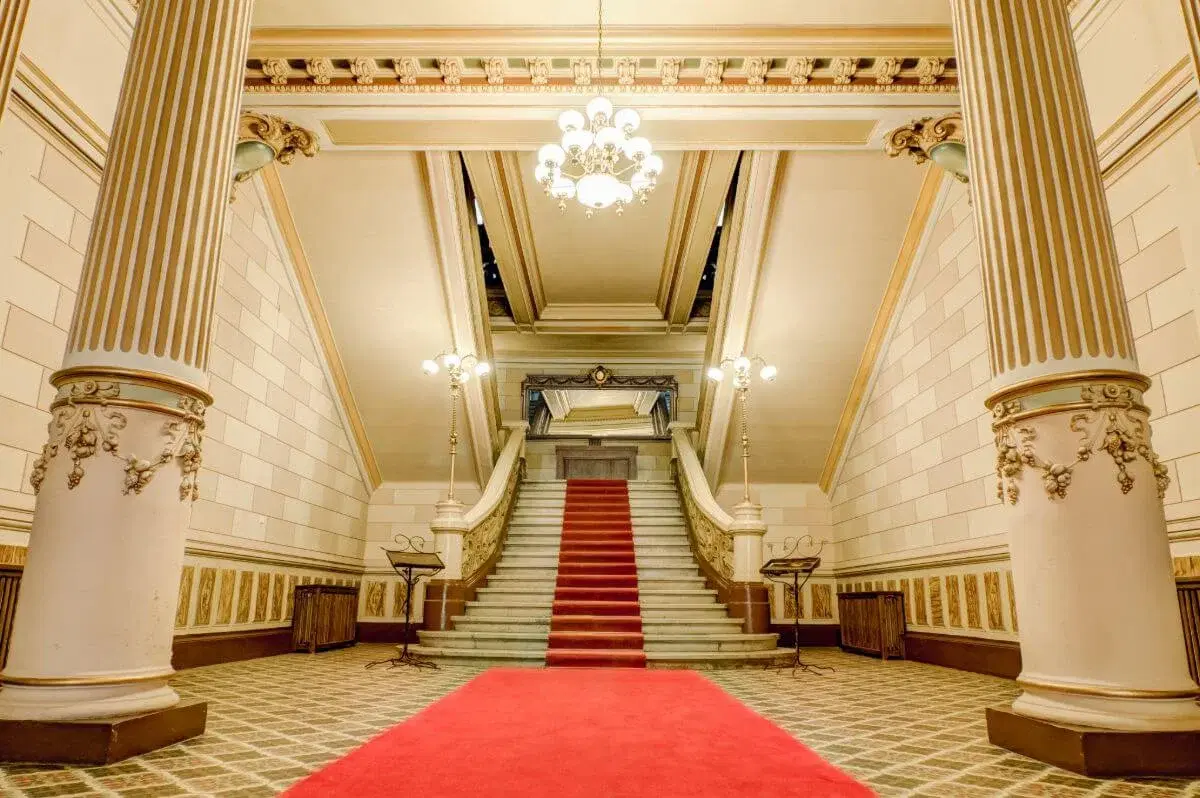 Palatul Bragadiru
