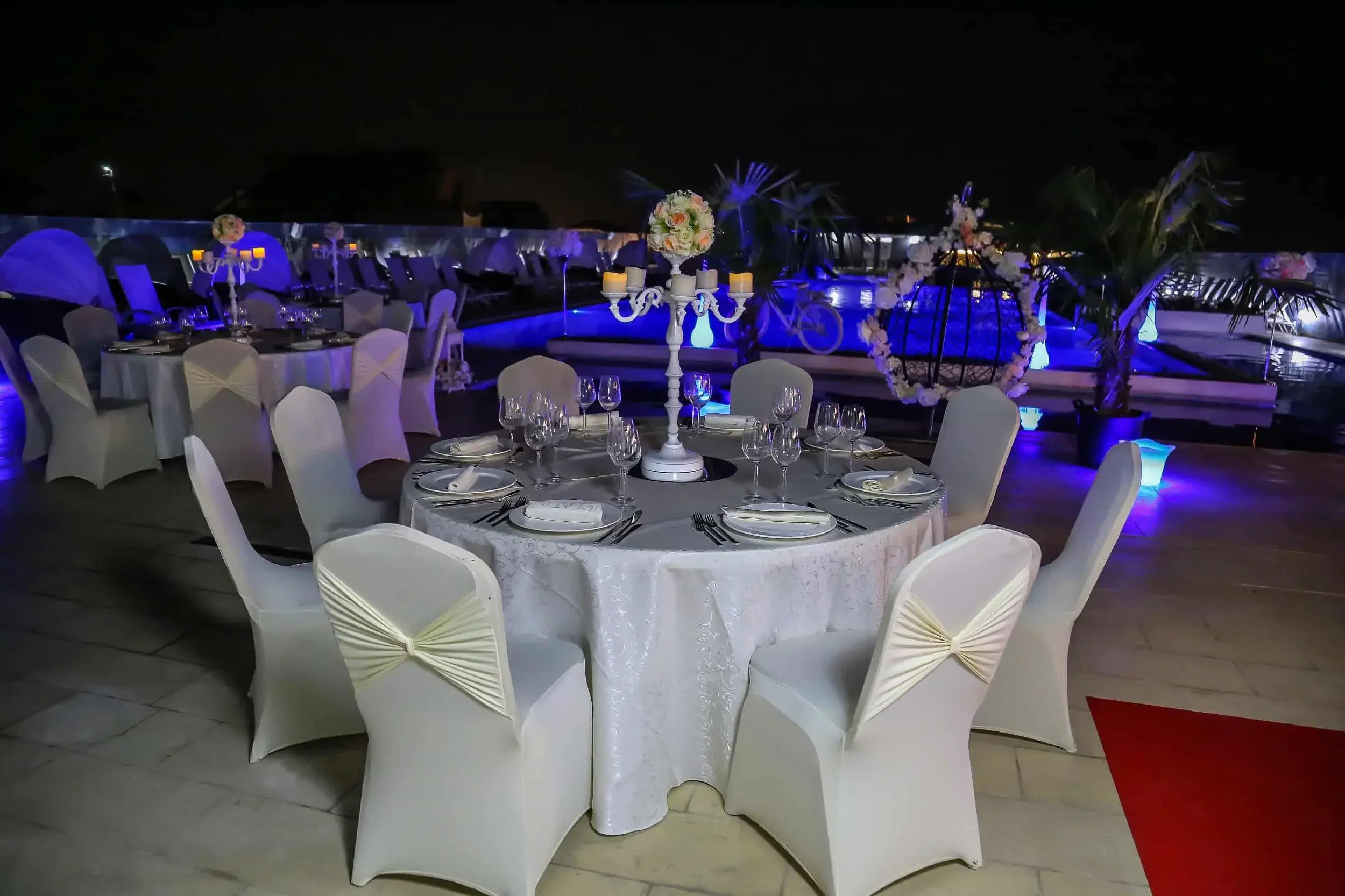 Avatar Lounge and Ballroom