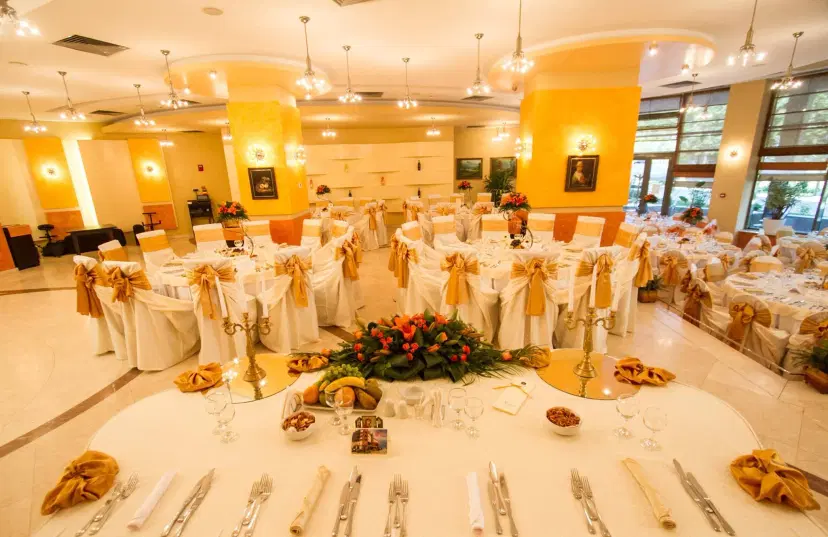 https://honeypot0.s3.amazonaws.com/1700164064283-gallery-HOTEL%20MARI%20VILA%20%284%29.webp