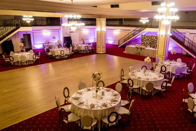 https://honeypot0.s3.amazonaws.com/1700223970332-gallery-IRIS%20BALLROOM%20%286%29.webp