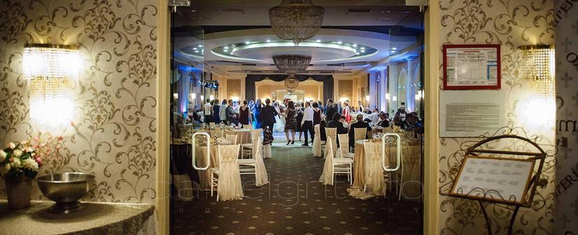 https://honeypot0.s3.amazonaws.com/1700228125556-gallery-autentic-events-hall-07.jpg