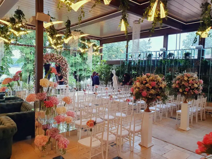 https://honeypot0.s3.amazonaws.com/1700289495506-gallery-RESTAURNAT%20PESCARUS%20%20%287%29.webp