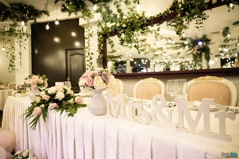https://honeypot0.s3.amazonaws.com/1700301094931-gallery-EMPORIUM%20EVENTS%20%284%29.webp