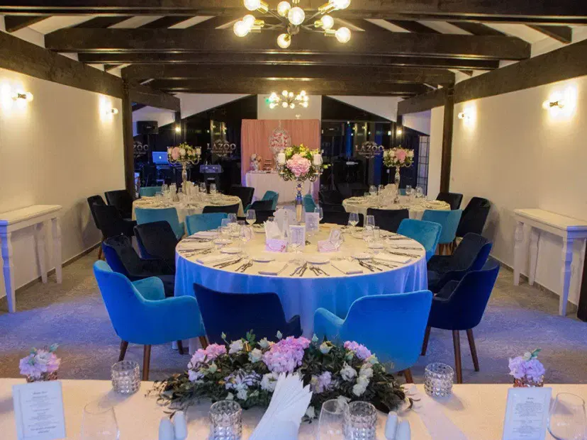 https://honeypot0.s3.amazonaws.com/1700485969081-gallery-LAZOO%20RESTAURANT%26LOUNGE%20%283%29.webp