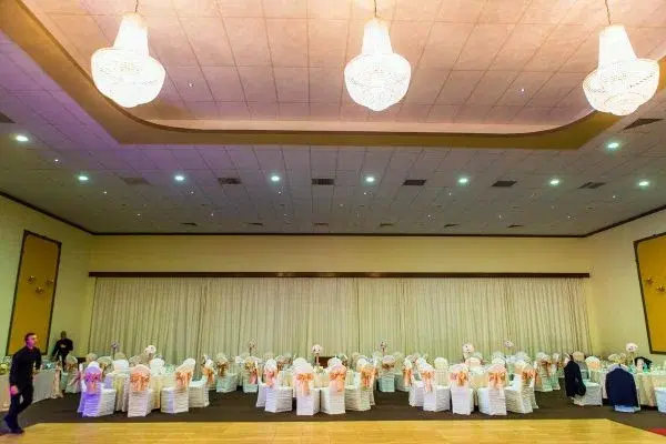 https://honeypot0.s3.amazonaws.com/1700492157599-gallery-ALEXANDER%20BALLROOM%20%283%29.webp