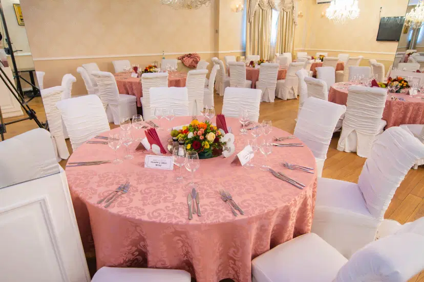https://honeypot0.s3.amazonaws.com/1700846461511-gallery-RESTAURANT%20PAPION%20%283%29.webp