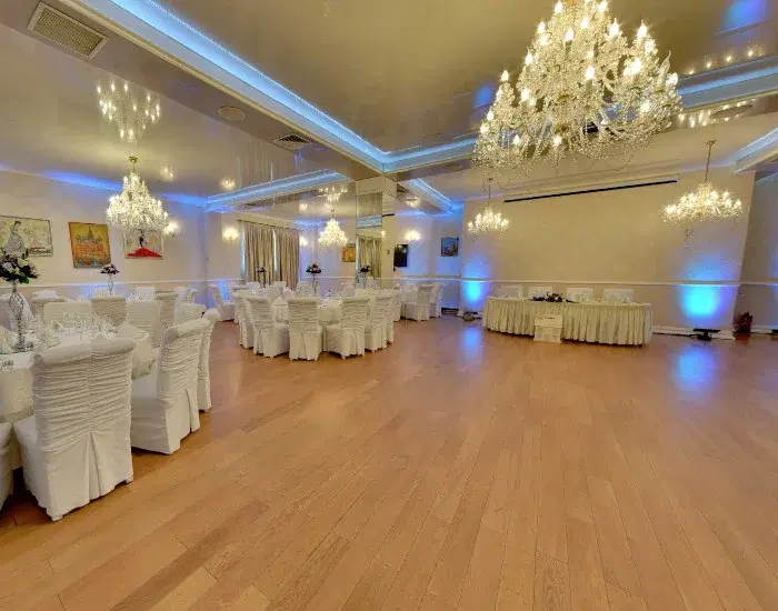 https://honeypot0.s3.amazonaws.com/1700846461819-gallery-RESTAURANT%20PAPION%20%285%29.webp