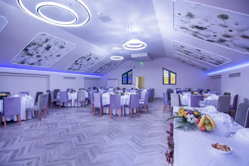 https://honeypot0.s3.amazonaws.com/1700894807528-gallery-RESTAURANT%20ELEVEN%20%284%29.webp