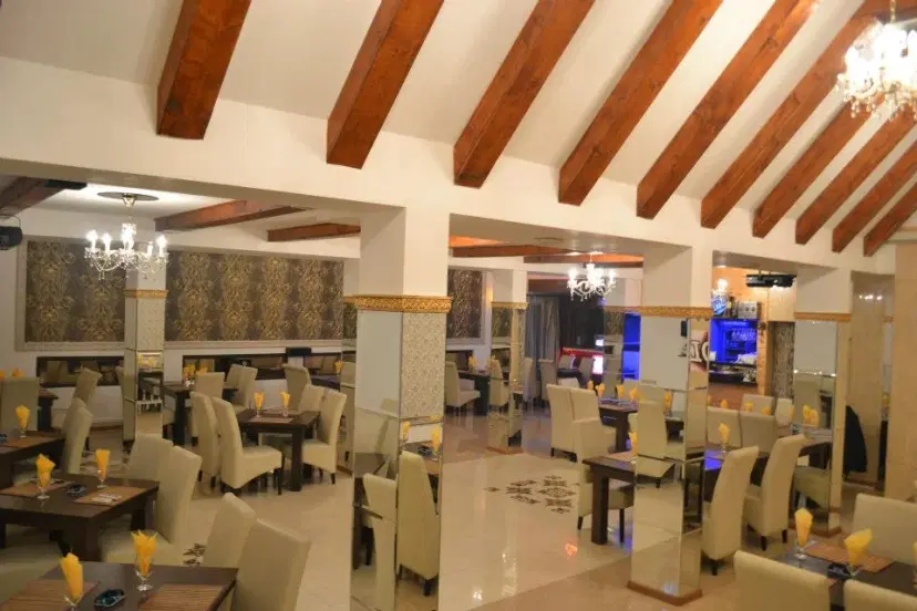 https://honeypot0.s3.amazonaws.com/1700896159370-gallery-RESTAURANT%20CAROL%20S%20%282%29.webp