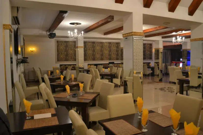 https://honeypot0.s3.amazonaws.com/1700896159565-gallery-RESTAURANT%20CAROL%20S%20%285%29.webp