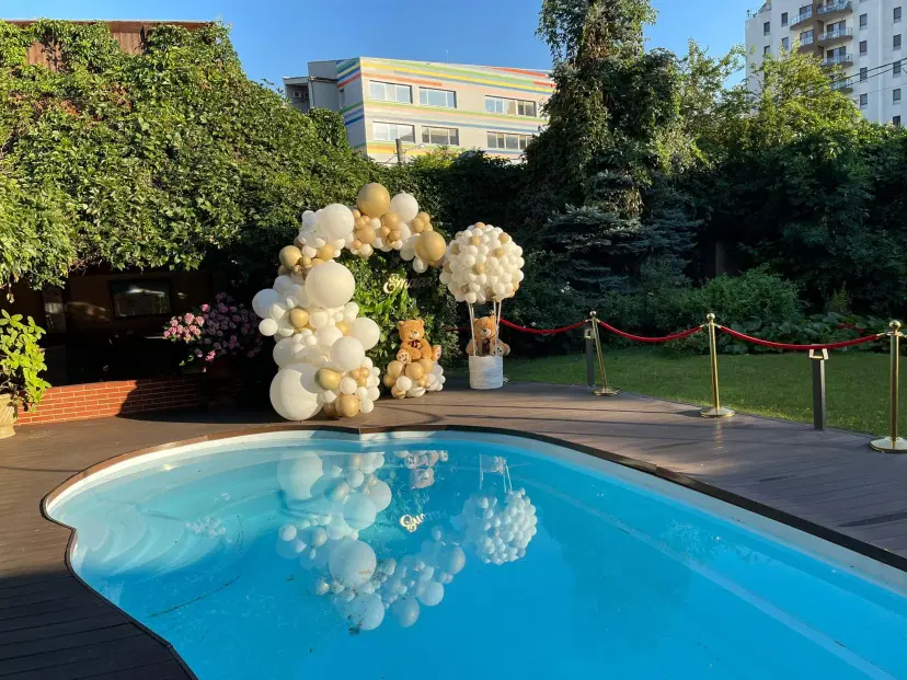 https://honeypot0.s3.amazonaws.com/1701066128916-gallery-BELLAGIO%20VILLA%20%283%29.webp