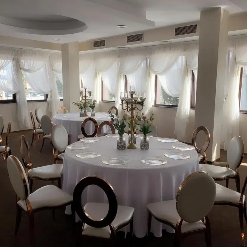 https://honeypot0.s3.amazonaws.com/1701075551010-gallery-RESTAURANT%20SYTAGO%20%20%281%29.webp