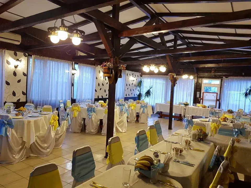 Restaurant La Stejaru