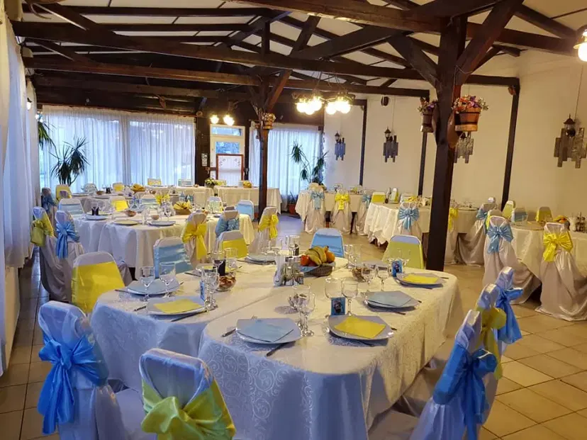https://honeypot0.s3.amazonaws.com/1701122673143-gallery-restaurant-stejaru%20%286%29.webp