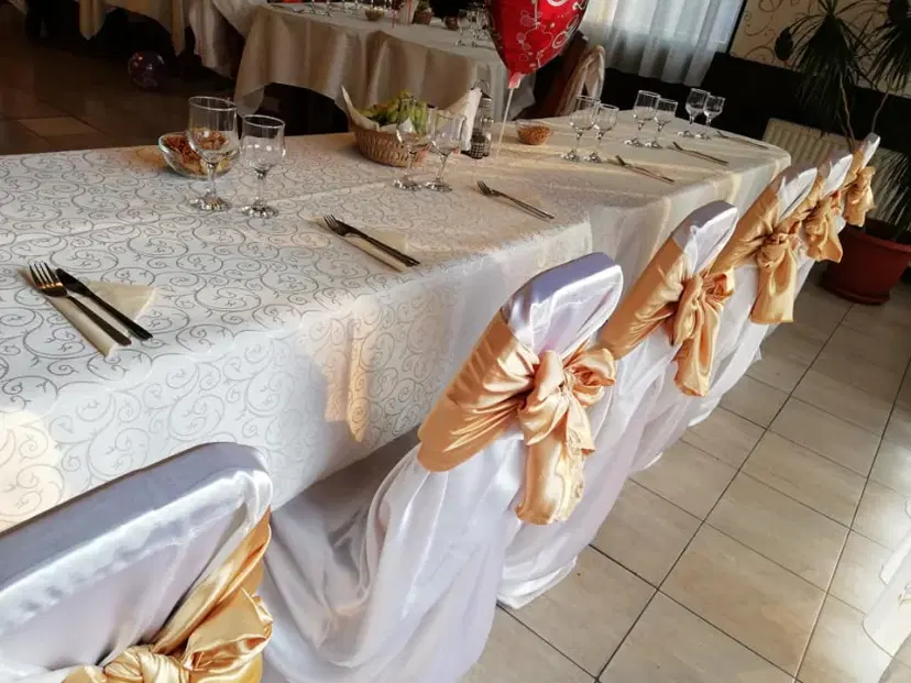https://honeypot0.s3.amazonaws.com/1701122673616-gallery-restaurant-stejaru%20%2811%29.webp