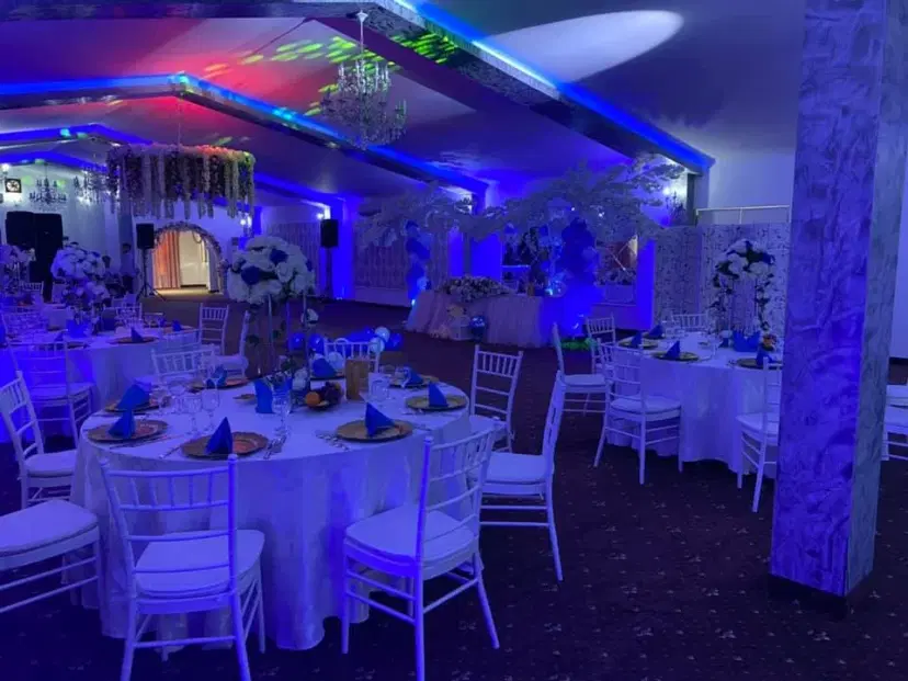https://honeypot0.s3.amazonaws.com/1701129252524-gallery-eva-ballroom%20%282%29.webp