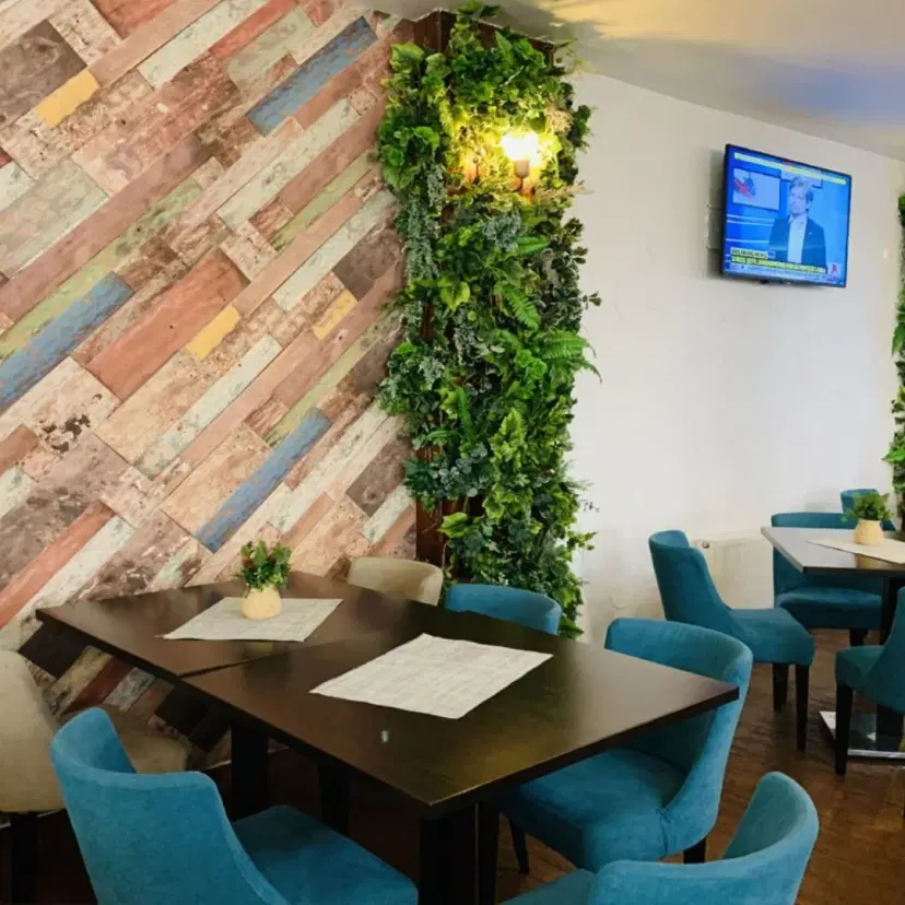 https://honeypot0.s3.amazonaws.com/1701178176128-gallery-MIGNON%20BISTRO%20%287%29.webp