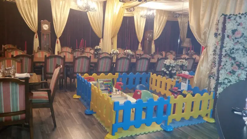 https://honeypot0.s3.amazonaws.com/1701183460543-gallery-KYP%20CLUB%20AND%20EVENTS%20%282%29.webp