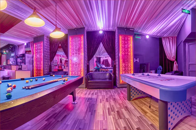 https://honeypot0.s3.amazonaws.com/1701183460851-gallery-KYP%20CLUB%20AND%20EVENTS%20%284%29.webp