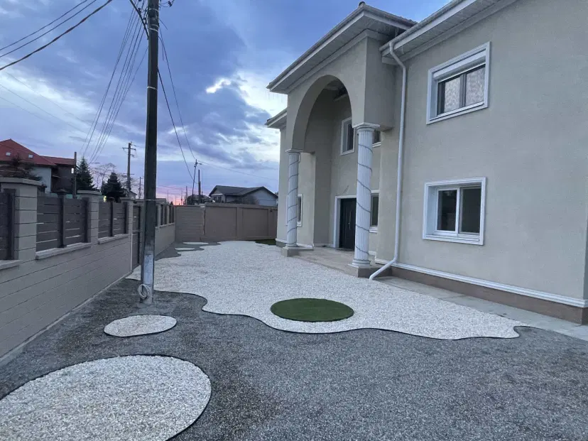 https://honeypot0.s3.amazonaws.com/1701198909023-gallery-eva-garden%20%288%29.webp