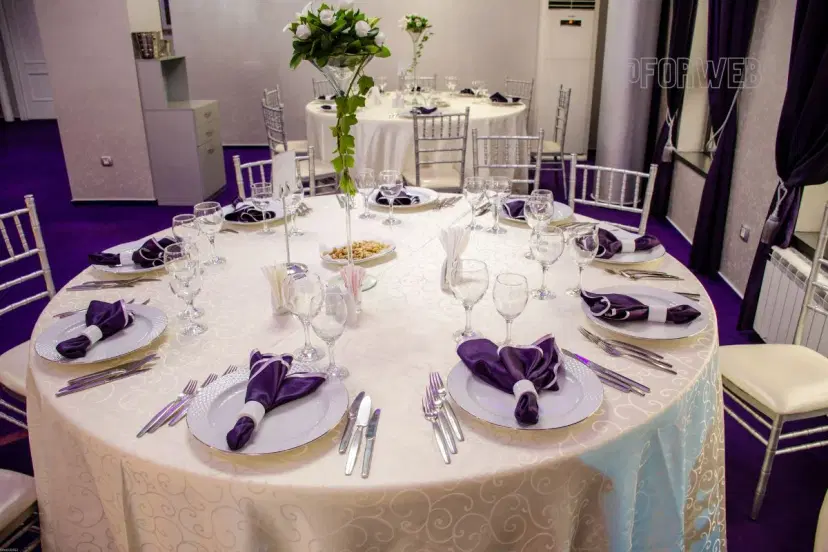 https://honeypot0.s3.amazonaws.com/1701242548732-gallery-FERDINAND%20BALLROOM%20%282%29.webp
