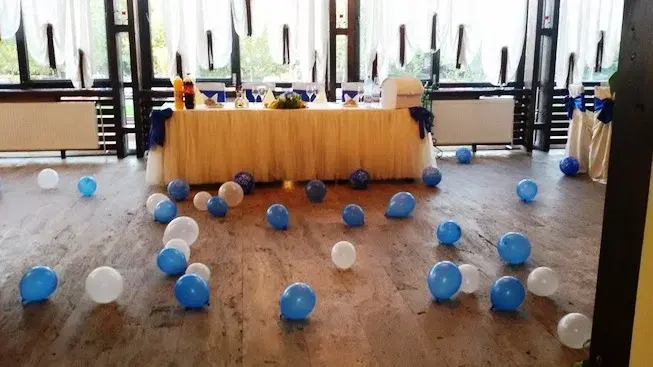 https://honeypot0.s3.amazonaws.com/1701245608653-gallery-RESTAURANT%20RESSU%20%283%29.webp