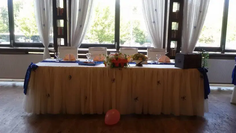 https://honeypot0.s3.amazonaws.com/1701245609124-gallery-RESTAURANT%20RESSU%20%286%29.webp