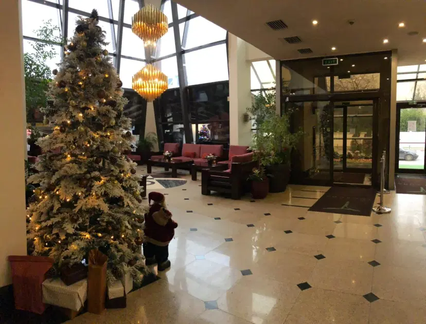 https://honeypot0.s3.amazonaws.com/1701247936395-gallery-HOTEL%20TECADRA%20%285%29.webp