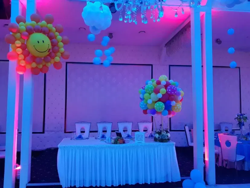https://honeypot0.s3.amazonaws.com/1701249573307-gallery-CASA%20MARA%20EVENTS%20%289%29.webp