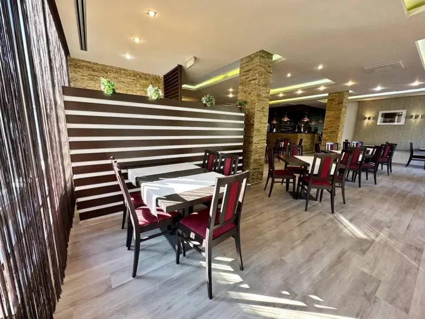 https://honeypot0.s3.amazonaws.com/1701254671422-gallery-RESTAURANT%20GEDI%20%284%29.webp