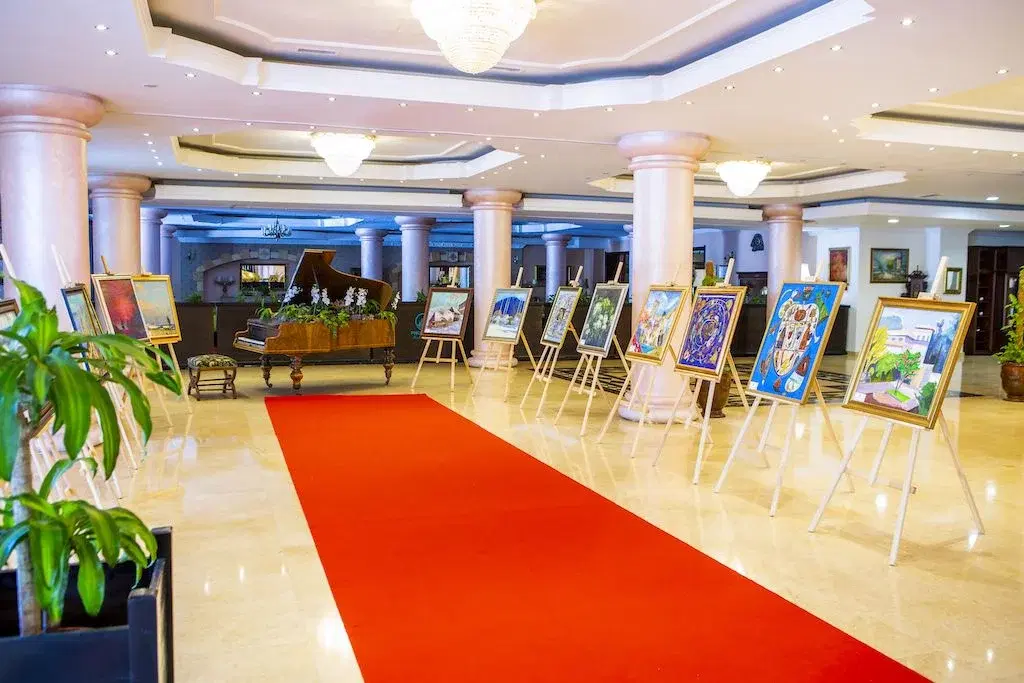 Phoenicia Grand Hotel