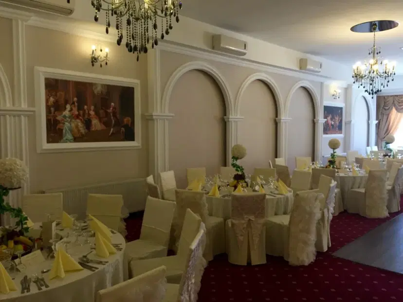 https://honeypot0.s3.amazonaws.com/1701434788111-gallery-CASA%20ADAM%20EVENTS%20%287%29.webp