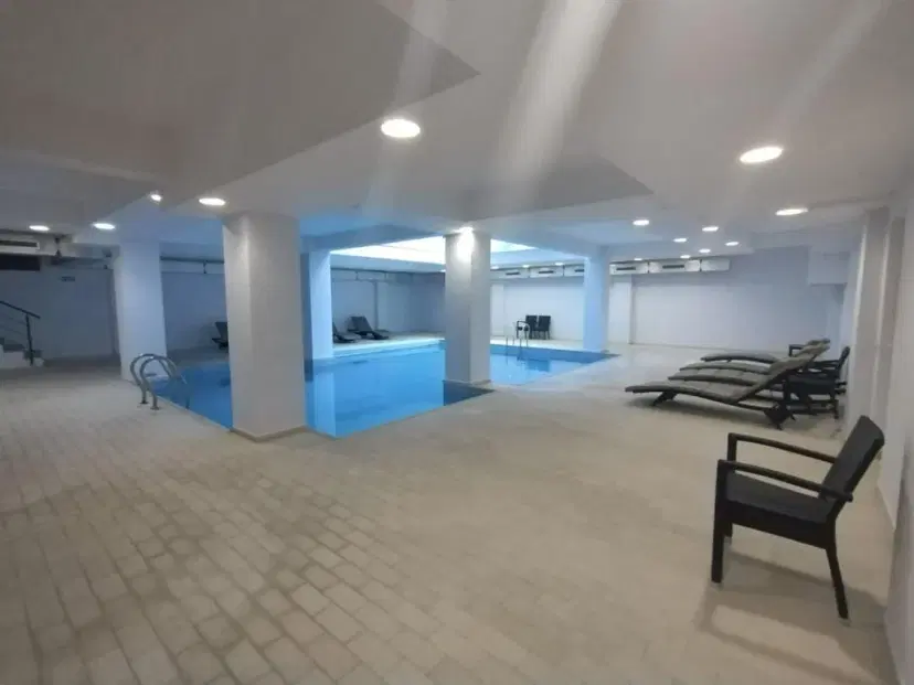 https://honeypot0.s3.amazonaws.com/1701594539005-gallery-HOTEL%20KING%20%287%29.webp