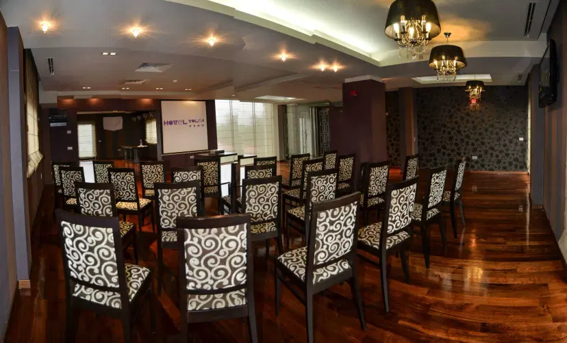 https://honeypot0.s3.amazonaws.com/1701629098035-gallery-HOTEL%20TOLEA%20%284%29.webp