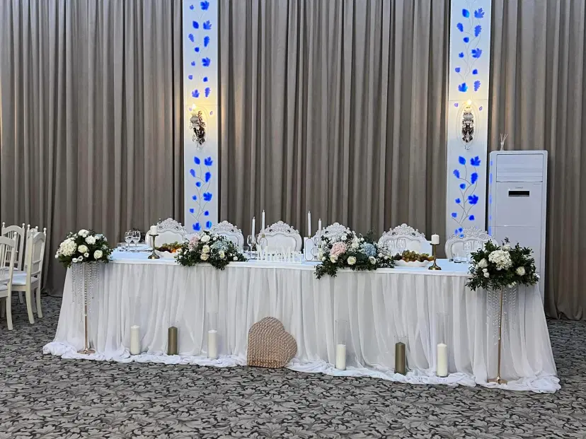 https://honeypot0.s3.amazonaws.com/1701629978035-gallery-CASA%20GURMANDULUI%20%20%281%29.webp