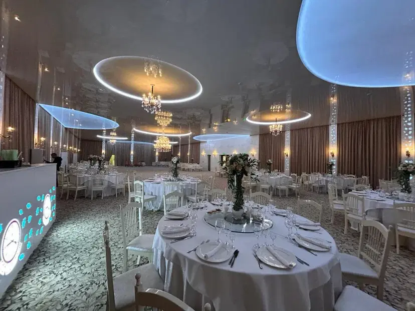 https://honeypot0.s3.amazonaws.com/1701629980660-gallery-CASA%20GURMANDULUI%20%20%284%29.webp