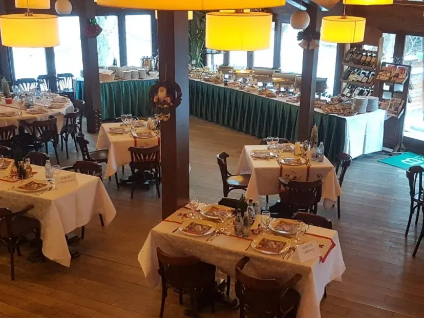 https://honeypot0.s3.amazonaws.com/1701630469389-gallery-restaurant-kuib%20%285%29.webp
