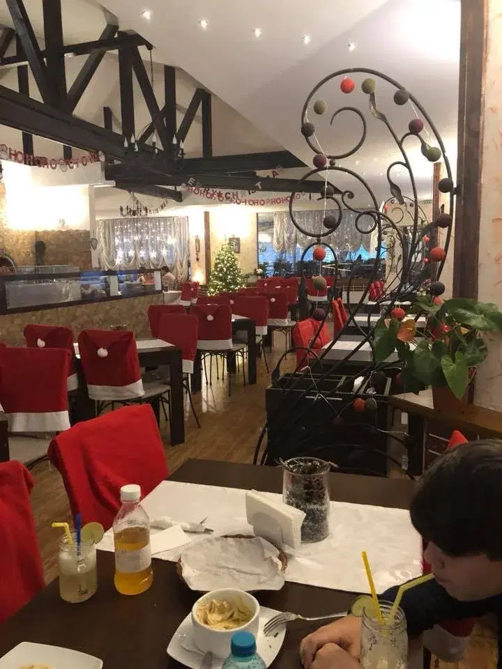 https://honeypot0.s3.amazonaws.com/1701684415304-gallery-RESTAURANT%20MILENIUM%20%283%29.webp