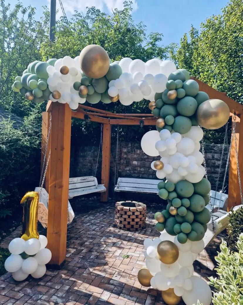 https://honeypot0.s3.amazonaws.com/1701685423306-gallery-CASA%20VECHE%20%288%29.webp